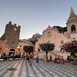 Romantica Casa A Appartamento Taormina